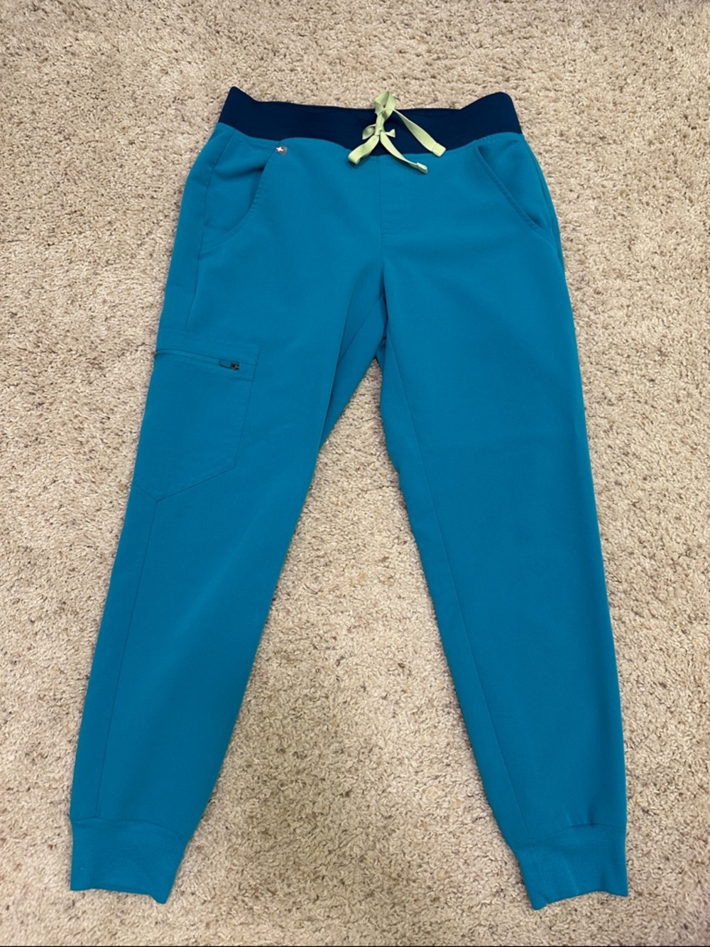 Figs scrubs Zamora jogger pant